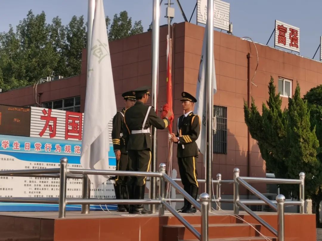 祝福中考,圆梦未来——宿州市埇桥区恒瑞学校第八大周主题升旗仪式 第2张