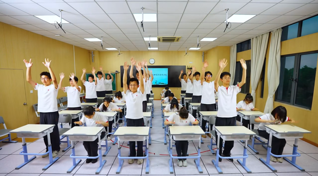 高考中考来了,华东师大送上《上春山》减压操! 第8张