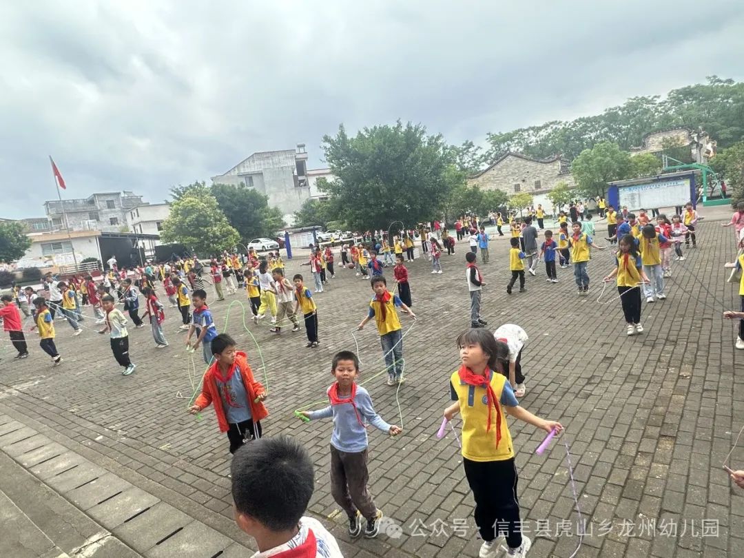 【幼小衔接】初探小学  “幼”见成长——信丰县虎山乡龙州幼儿园大班走进小学主题活动 第40张