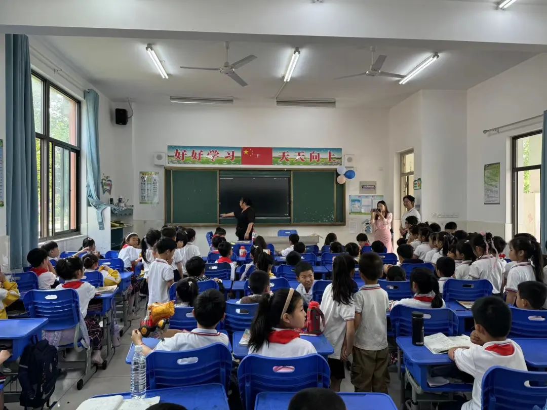 【幼小衔接】走进小学,体验成长——无为市南惠幼儿园教育集团本部大班组参观小学活动 第85张