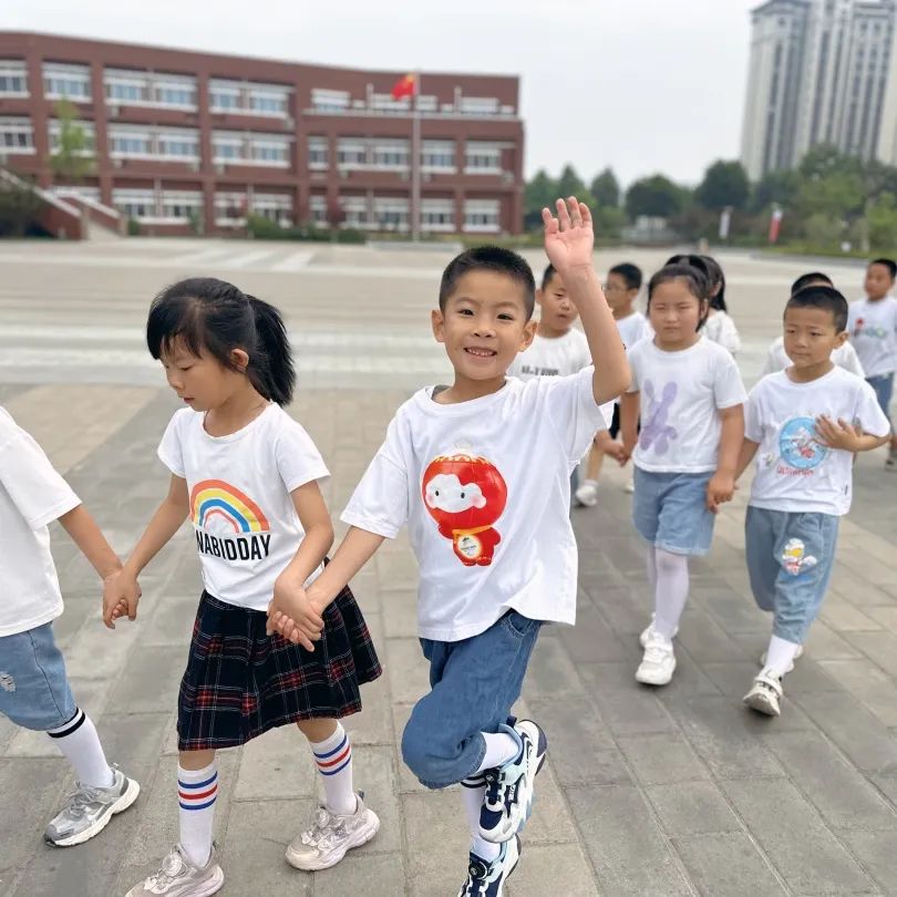 【科学衔接】“小学,你好”——魏风幼儿园幼小衔接系列活动之参观小学 第19张