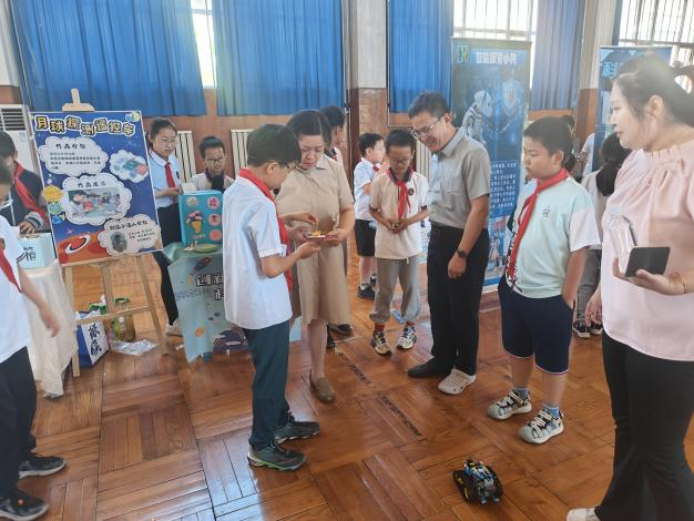 童心探科学 筑梦向未来——记河东区实验小学科技节暨“科技+”跨学科项目式学习教学改革专场活动 第2张