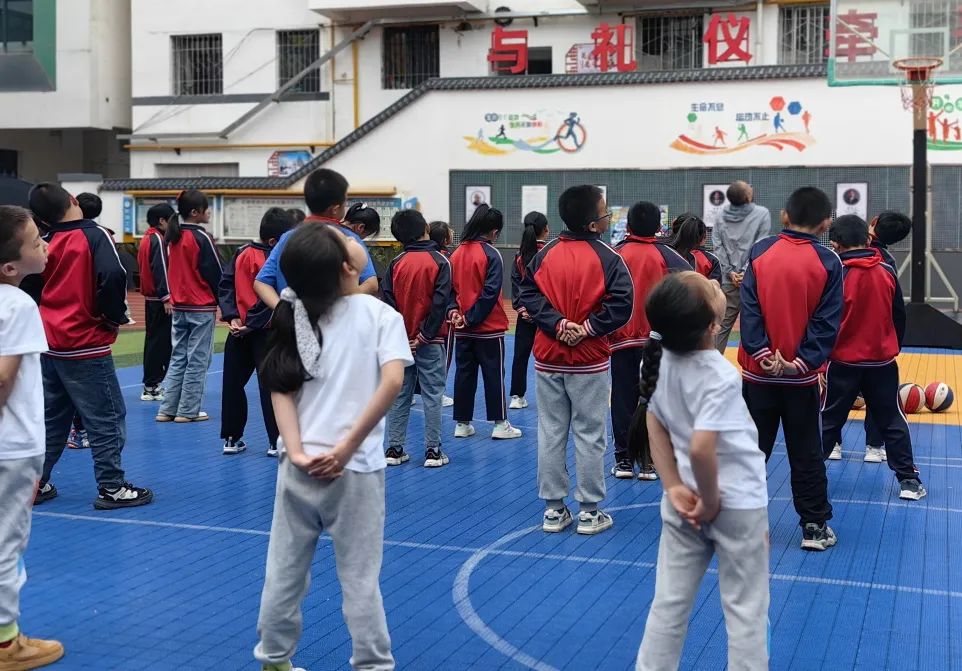 美好初夏,“幼”见小学——鹭岛幼儿园大班幼儿参观川北小学纪实 第14张