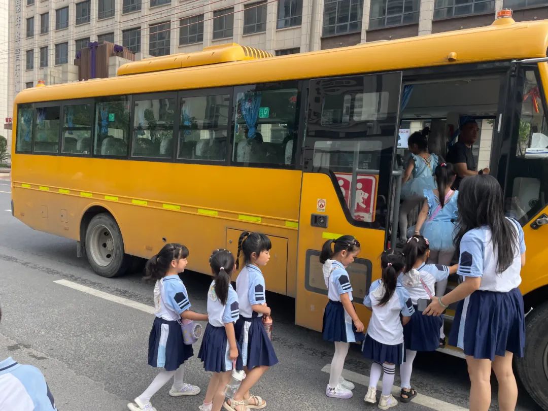 【幼小衔接】 初探小学 “幼”见成长——春溪集幼儿园大班走进小学 第12张