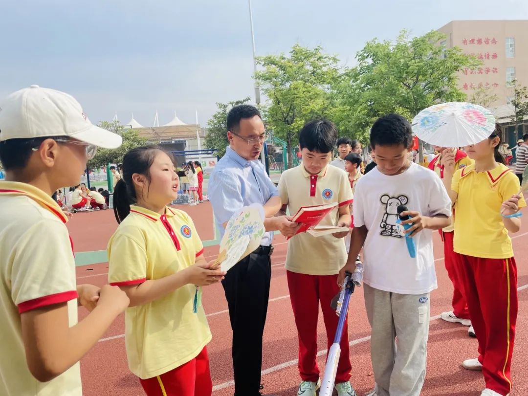 博爱县秀珠小学举办第五届跳蚤市场 第35张