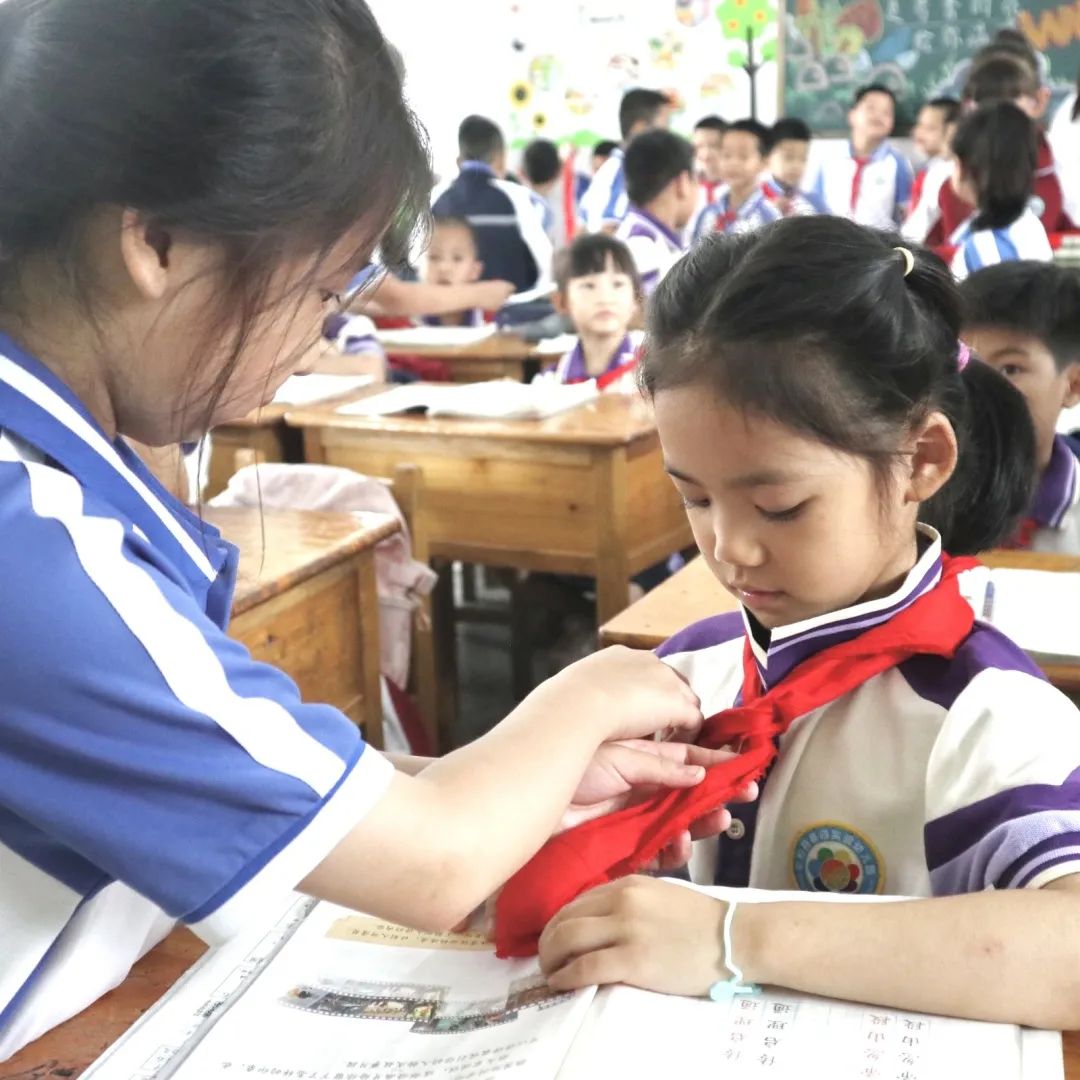 【学前教育宣传月】赴成长之约,启小学之旅——平和县第四实验幼儿园大班参观小学活动 第48张