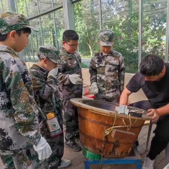 加强劳动教育,争做时代少年——记东园小学五年级学农劳动实践活动 第15张