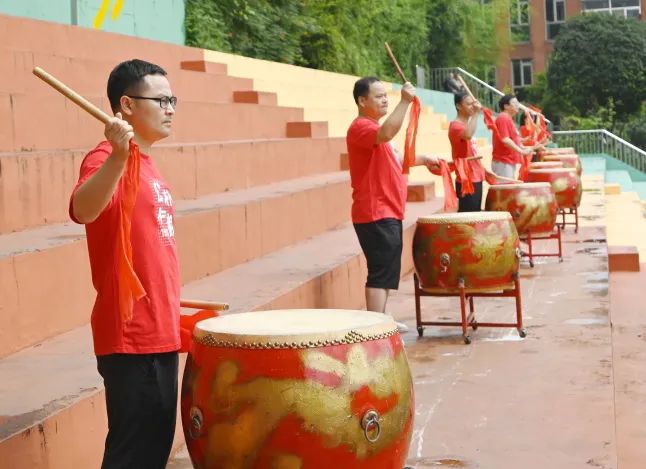 中考必胜 华益必胜 | 学校举行“激扬青春 决胜中考” 中考加油活动 第17张