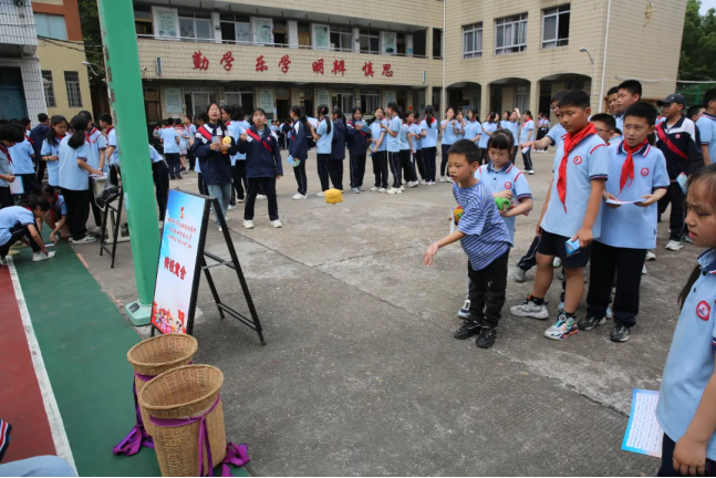 章旦小学六一儿童节系列活动 第2张