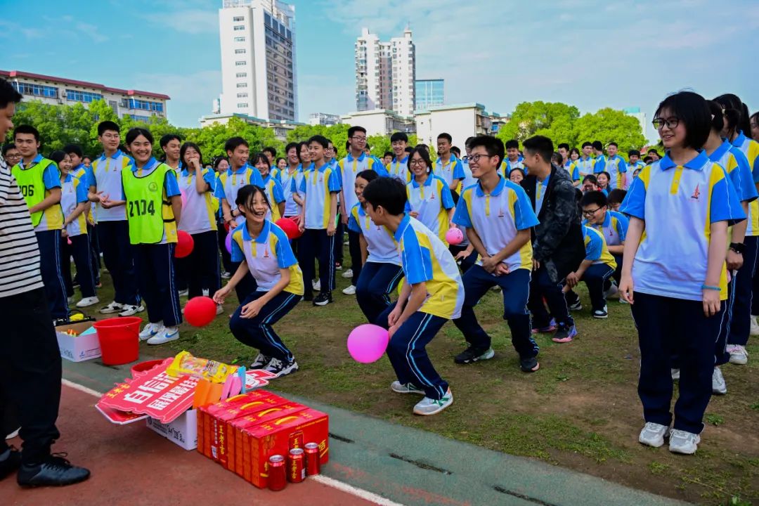 【清廉学校】减压赋能 乐赢中考——怀化市第二中举行中考考前减压活动 第4张