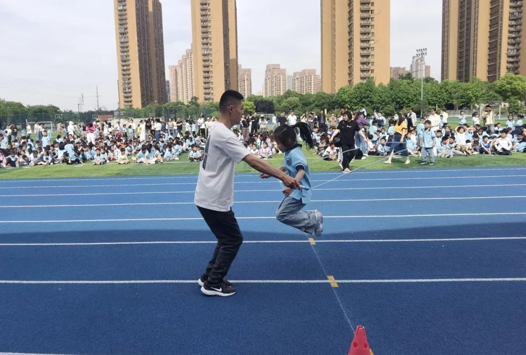 春城实验小学第十一届体育节来喽!精彩纷呈,邀您来看 第59张