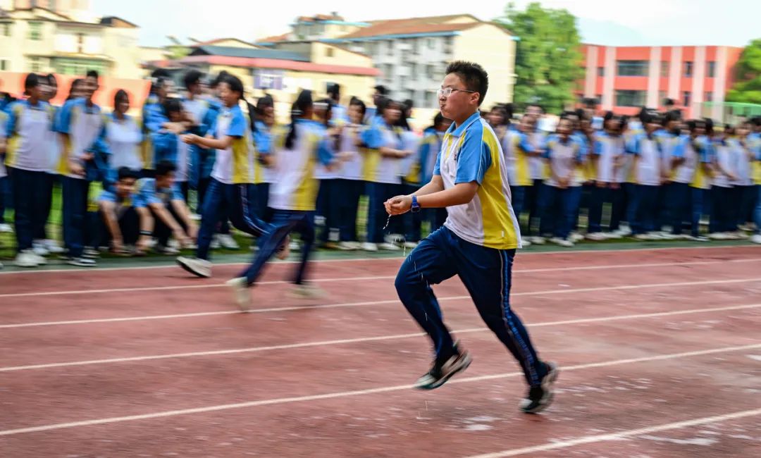 【清廉学校】减压赋能 乐赢中考——怀化市第二中举行中考考前减压活动 第18张