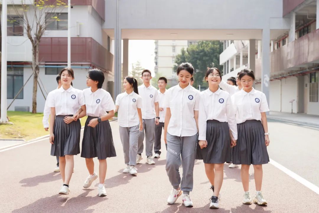 中考家长必看!香港博雅(东莞南城)三年制DSE班,学生升学“优选捷径”! 第38张