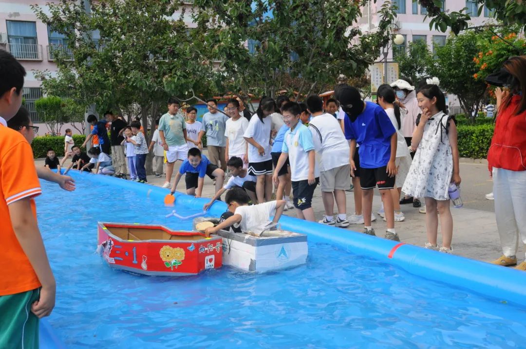 童心飞扬  快乐翱翔——中关村第一小学顺义学校“六一”儿童节嘉年华活动 第87张