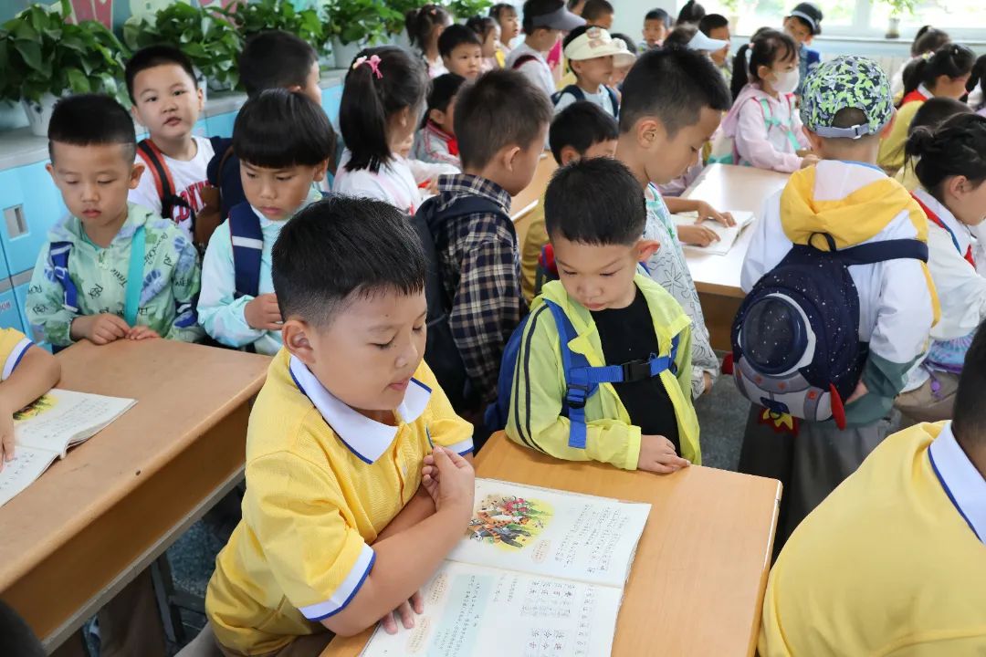 小学初体验  衔接助成长——银川市第一幼儿园大班参观小学活动 第37张