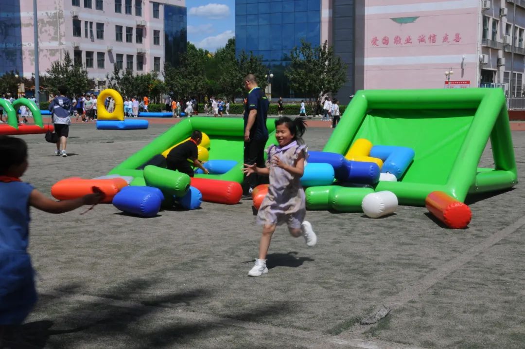 童心飞扬  快乐翱翔——中关村第一小学顺义学校“六一”儿童节嘉年华活动 第81张