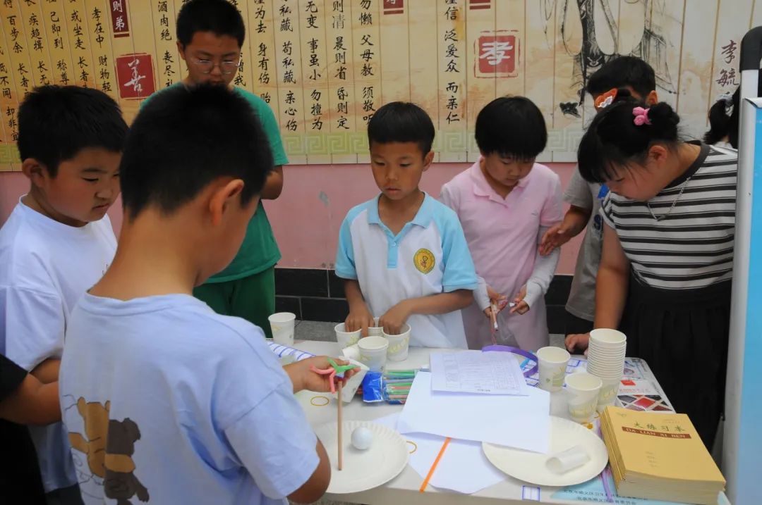 童心飞扬  快乐翱翔——中关村第一小学顺义学校“六一”儿童节嘉年华活动 第13张