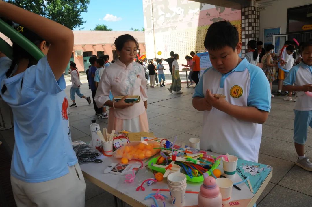 童心飞扬  快乐翱翔——中关村第一小学顺义学校“六一”儿童节嘉年华活动 第24张