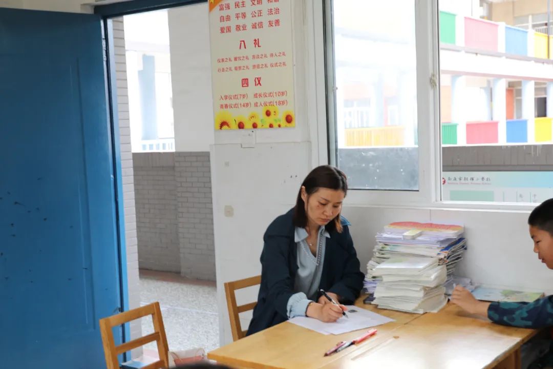 【一附教育集团·朝晖小学】教学视导赋能量 精准把脉促提升——朝晖小学迎接一附集团视导组常态工作检查 第7张