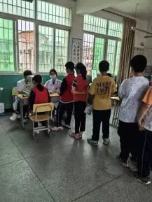 【岱峰中心· 德育活动】后积小学开展学生视力检测工作 第2张