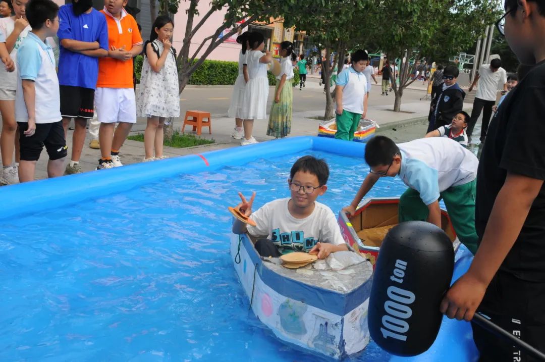 童心飞扬  快乐翱翔——中关村第一小学顺义学校“六一”儿童节嘉年华活动 第89张