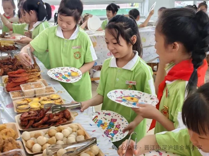 【出彩·德育】2024年金屿小学开展“红领巾爱祖国”六一儿童节系列活动——“玩转六一 与你童乐”主题队日 第13张