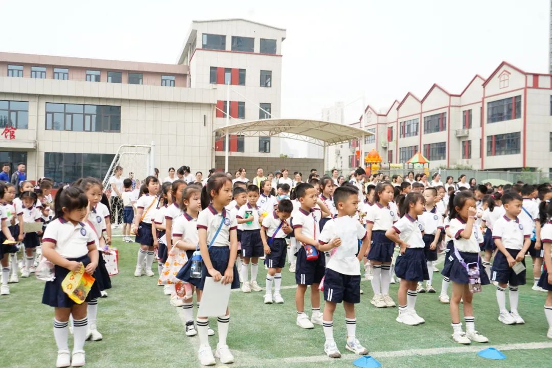 【滴宝园·幼小衔接】小学初体验  幼小零衔接 ——咸阳市秦都区育英名桥幼儿园大班幼小衔接活动 第38张