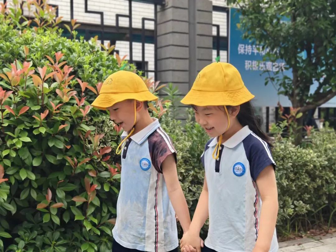 合肥市菊园幼儿园:走呀!去小学!——2024年大班组参观小学活动 第19张