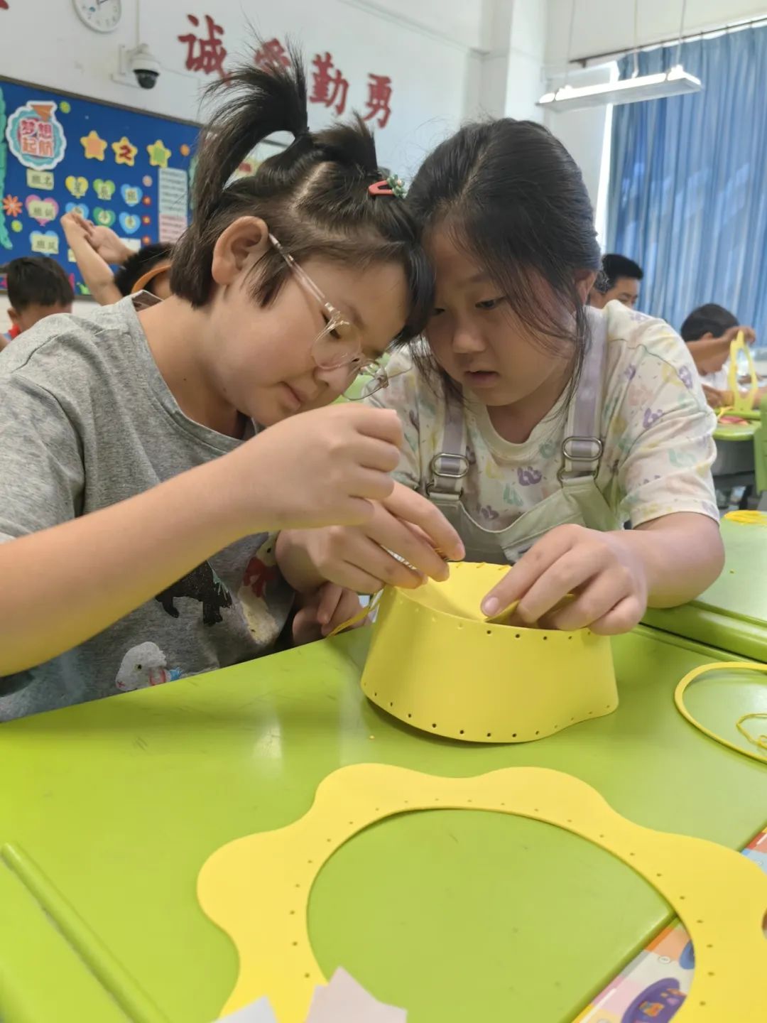 童心飞扬  快乐翱翔——中关村第一小学顺义学校“六一”儿童节嘉年华活动 第188张