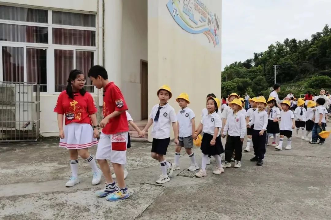 【儿童友好】参观小学初体验,幼小衔接促成长——乐清市湖雾镇幼儿园幼小衔接走进小学实践活动 第21张