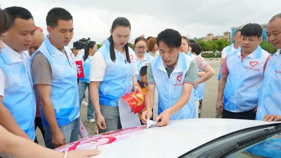 @兴国高考学子,52辆“高考爱心直通车”准备就绪! 第2张