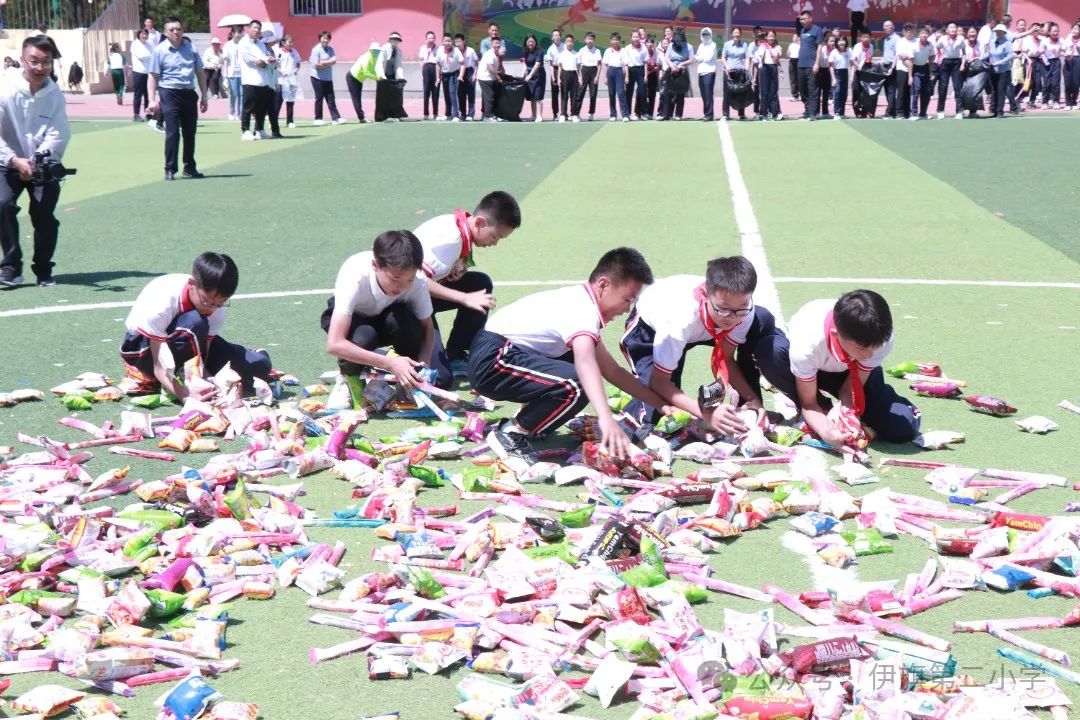 以心相会 向阳而生——伊旗第二小学“5·25”心理健康月活动精彩上演 第33张