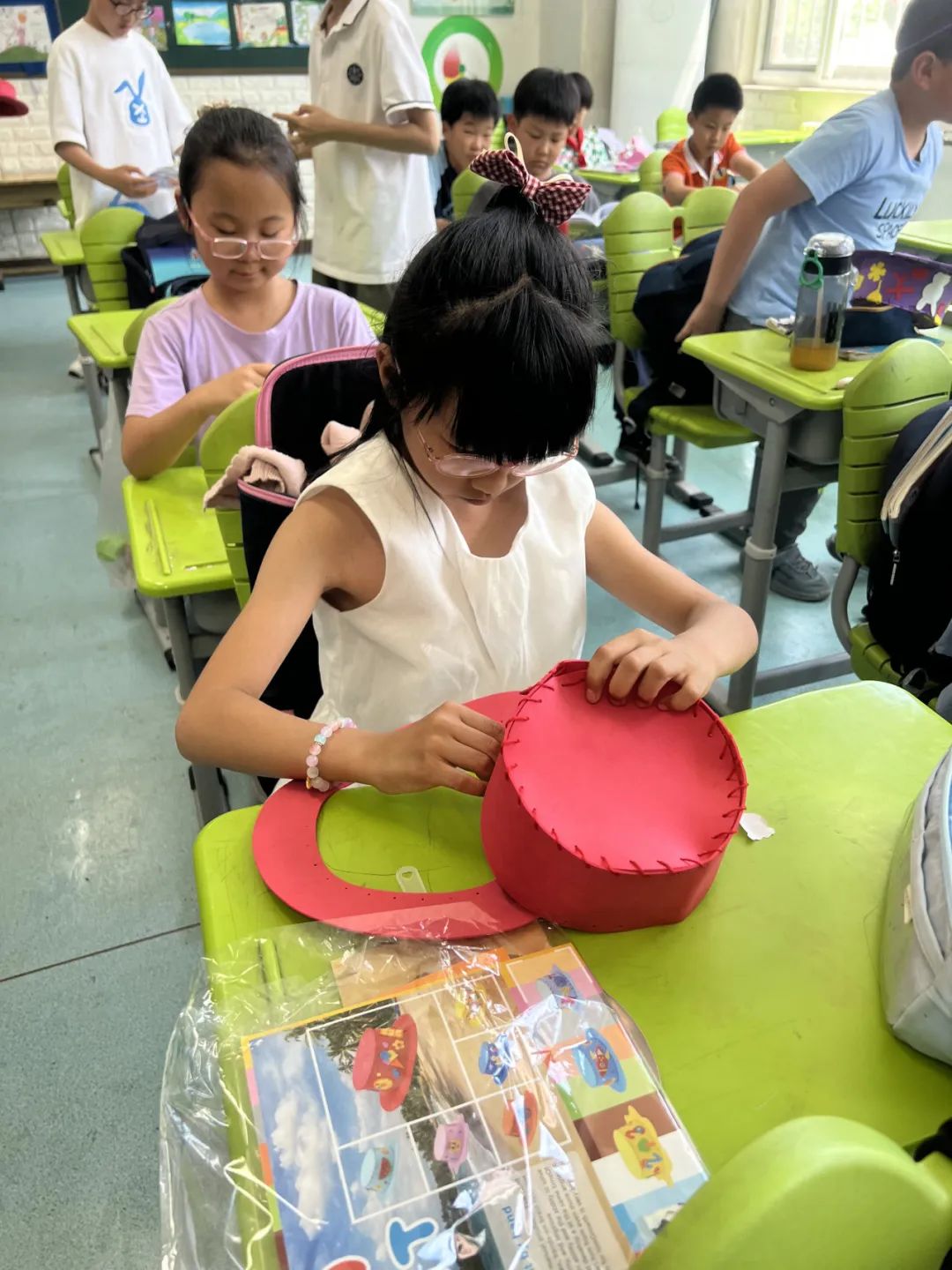 童心飞扬  快乐翱翔——中关村第一小学顺义学校“六一”儿童节嘉年华活动 第185张