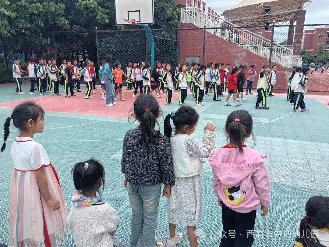 【中坝幼·校园动态】探小学,遇成长——中坝幼参观小学活动 第14张