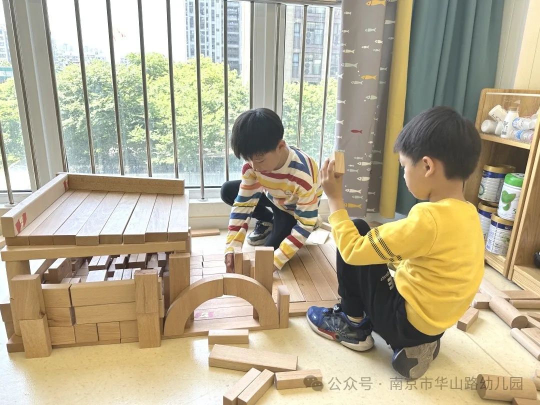 【爱生长活动】大三班:搭建小学 第9张