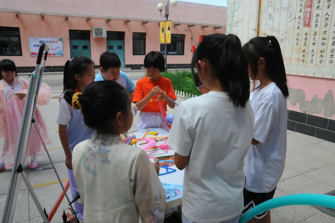 童心飞扬  快乐翱翔——中关村第一小学顺义学校“六一”儿童节嘉年华活动 第15张