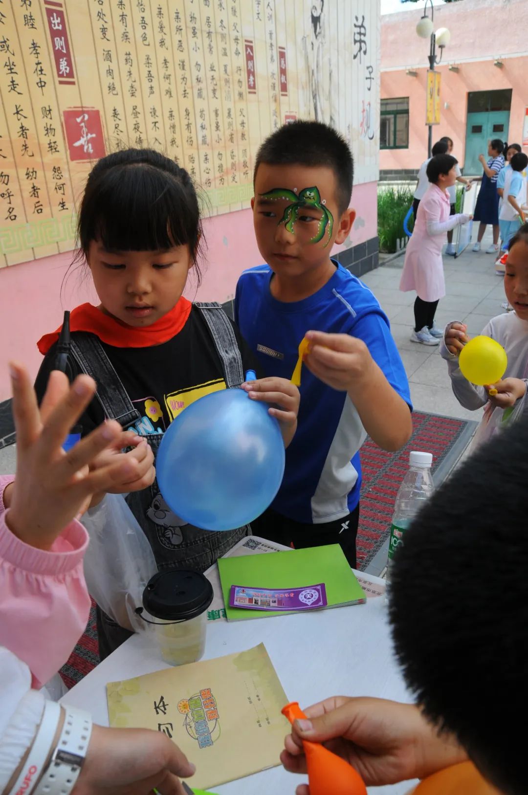 童心飞扬  快乐翱翔——中关村第一小学顺义学校“六一”儿童节嘉年华活动 第49张