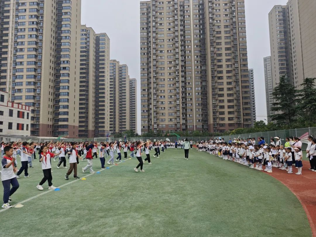 【滴宝园·幼小衔接】小学初体验  幼小零衔接 ——咸阳市秦都区育英名桥幼儿园大班幼小衔接活动 第40张