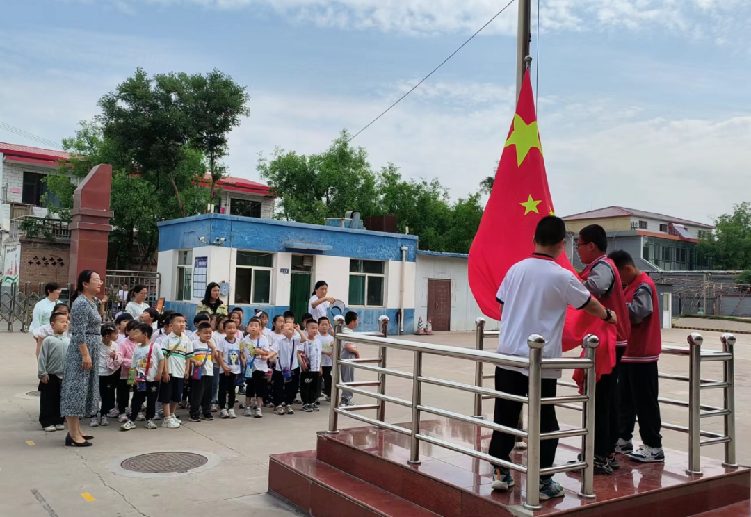 【西苑园动态】走进小学校园  科学幼小衔接 ——榆次七幼教育集团西苑园大班幼儿走进小学 第17张