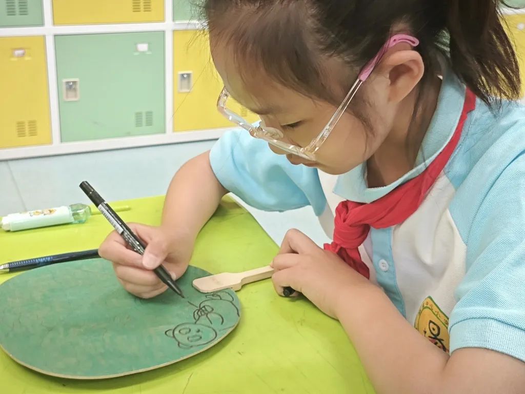 童心飞扬  快乐翱翔——中关村第一小学顺义学校“六一”儿童节嘉年华活动 第208张