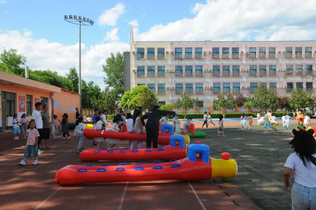 童心飞扬  快乐翱翔——中关村第一小学顺义学校“六一”儿童节嘉年华活动 第127张