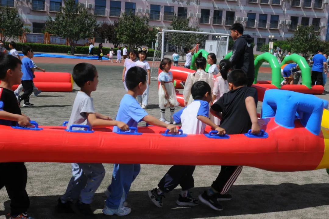 童心飞扬  快乐翱翔——中关村第一小学顺义学校“六一”儿童节嘉年华活动 第103张