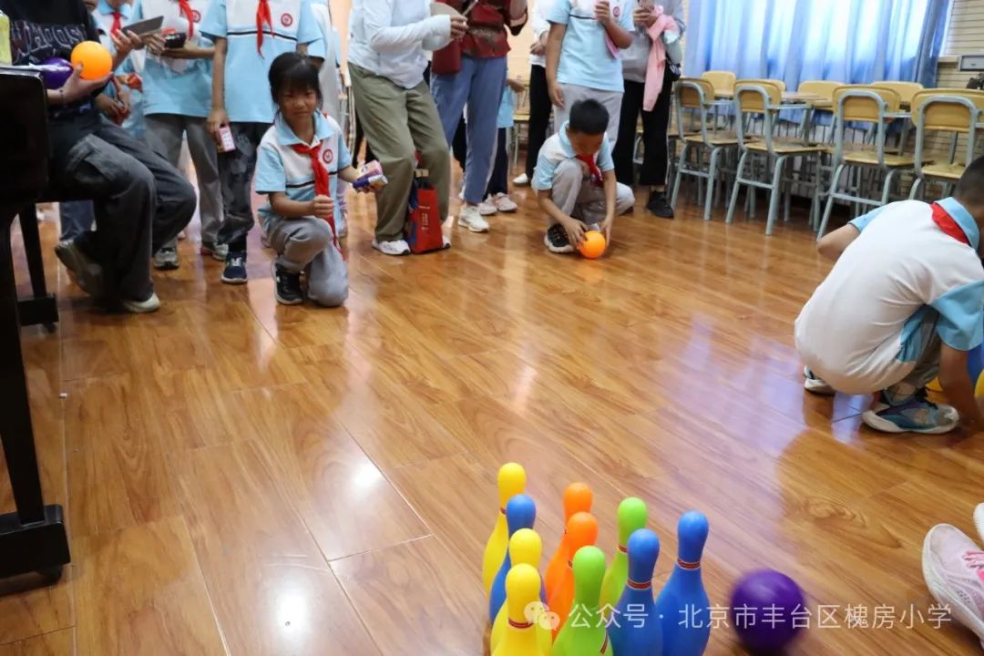 槐房小学开展“学史崇德 五气润泽”校园“百花园”艺术节展演及游戏节体验活动 第40张