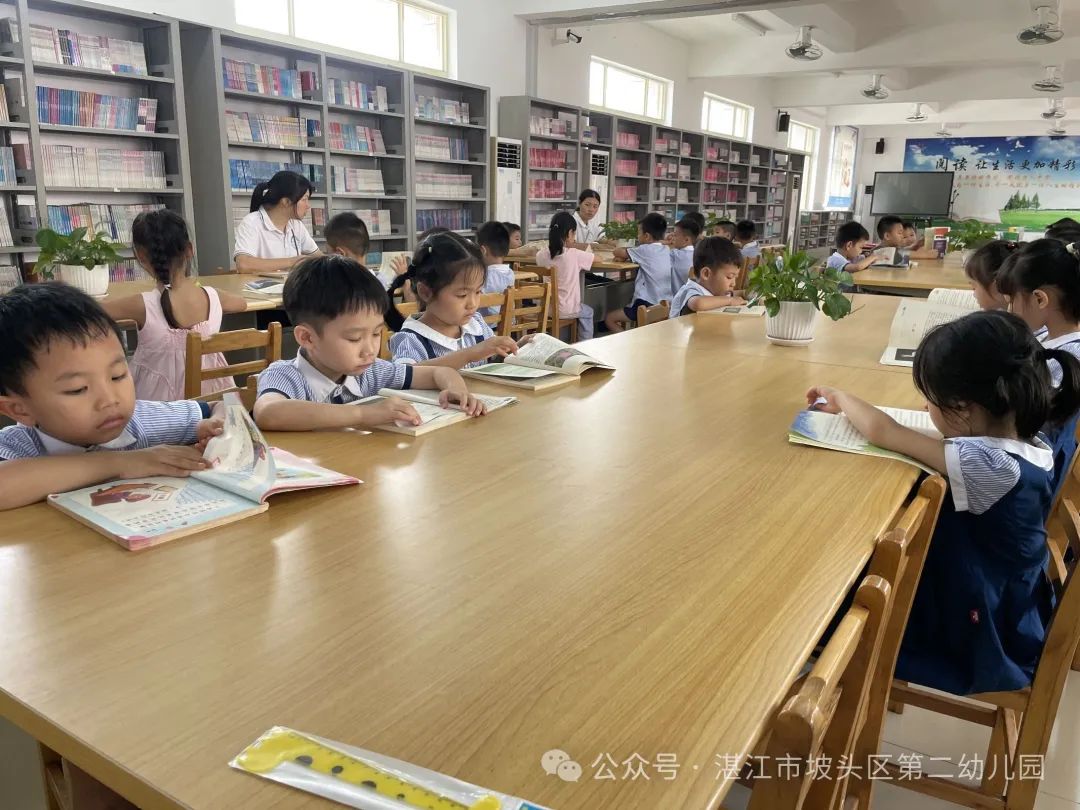 初探小学,“幼”见成长—湛江市坡头区第二幼儿园大班参观湛江市实验小学活动 第37张