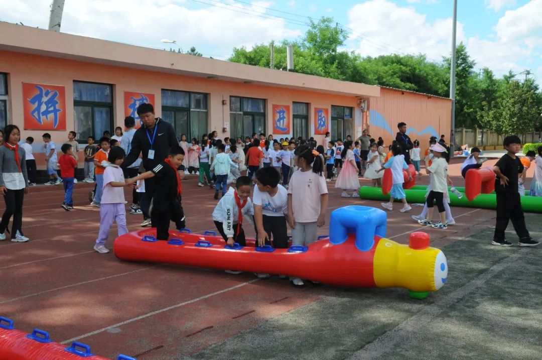 童心飞扬  快乐翱翔——中关村第一小学顺义学校“六一”儿童节嘉年华活动 第109张