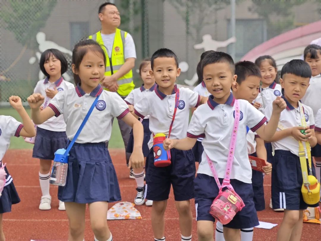 【滴宝园·幼小衔接】小学初体验  幼小零衔接 ——咸阳市秦都区育英名桥幼儿园大班幼小衔接活动 第46张