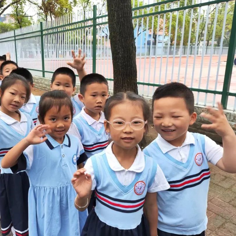 走进小学  “幼”见成长——科学幼小衔接之参观鹰山小学纪实 第2张