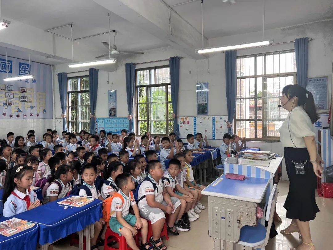 初探小学.礼遇成长——合浦县实验幼儿园开展幼小衔接系列活动之参观合浦县实验小学活动 第99张