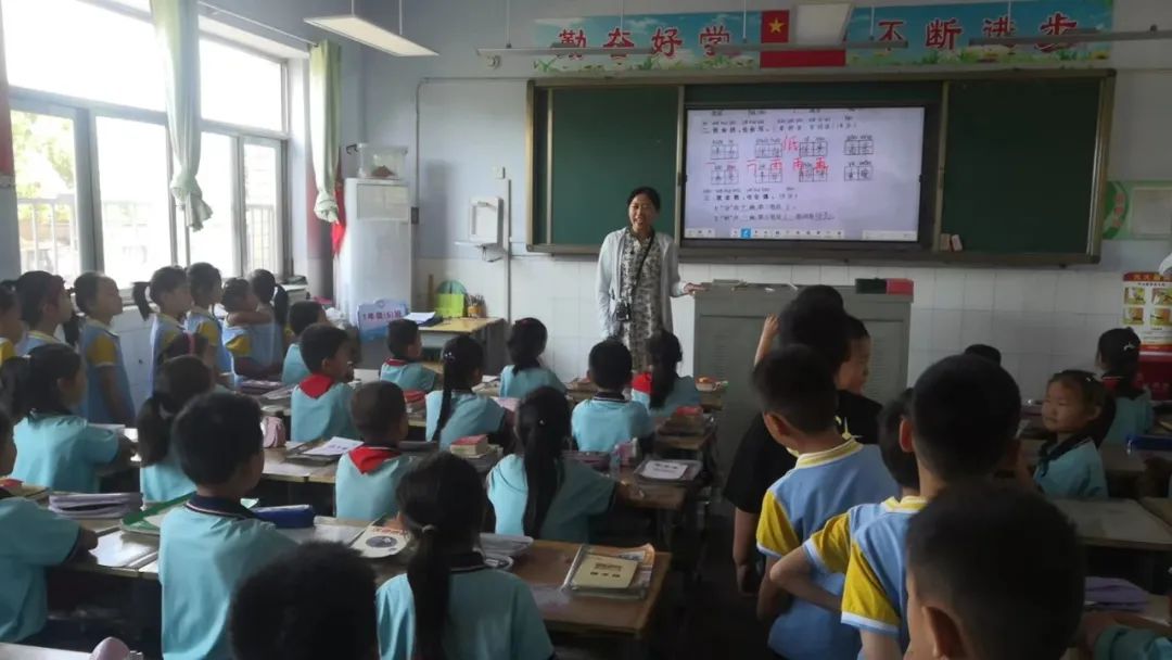 [知行教育]初探小学  礼遇成长——方下中心小学迎接方下街道幼儿园小朋友记实 第15张