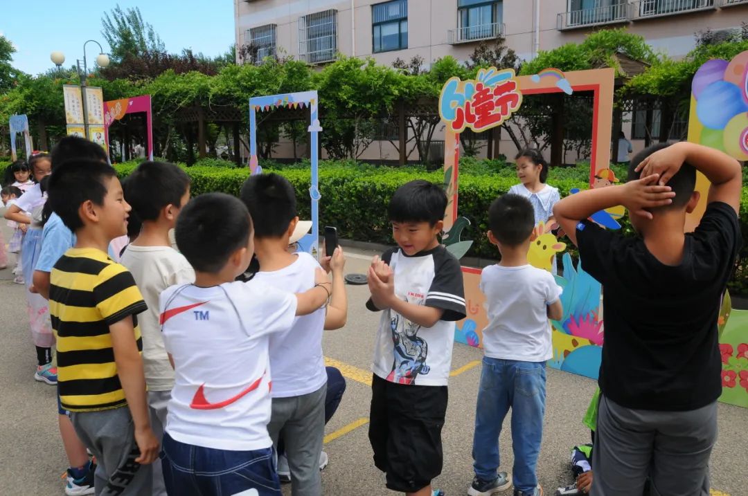 童心飞扬  快乐翱翔——中关村第一小学顺义学校“六一”儿童节嘉年华活动 第19张